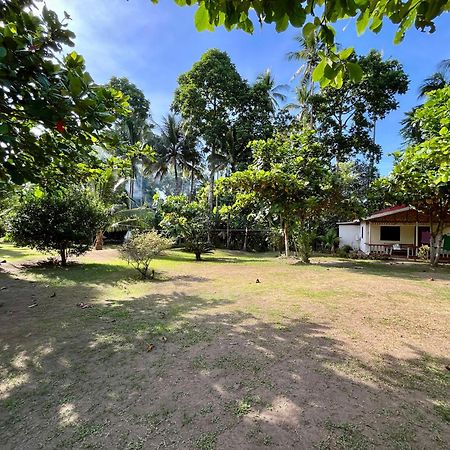 Paco'S Garden Home Stay Mambajao Ngoại thất bức ảnh