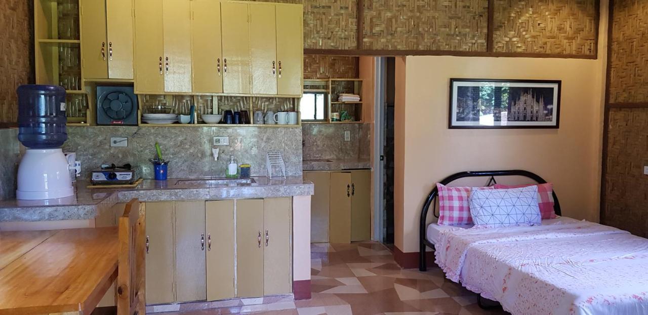 Paco'S Garden Home Stay Mambajao Ngoại thất bức ảnh